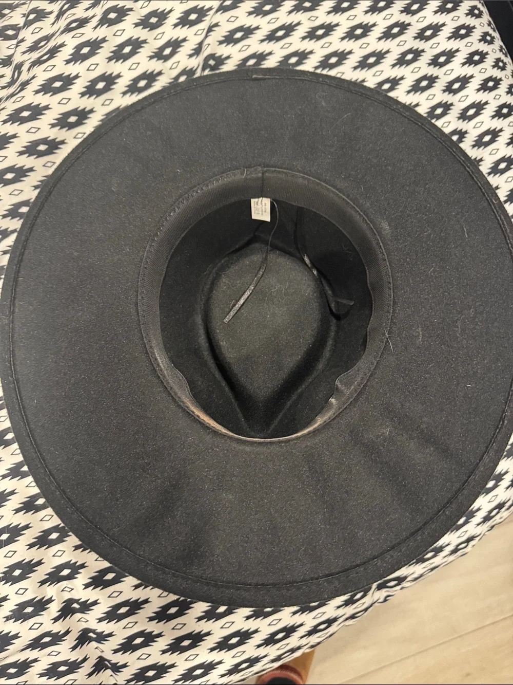 Black Wide Brim Felt Hat with Patterned Band